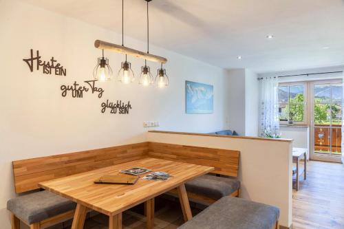 Ferienwohnung Johanni — 4-Star Luxury Hotel in Farchant, Germany
