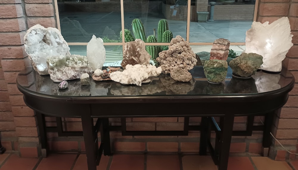 Sierra Suites Boutique Hotel - featured photo