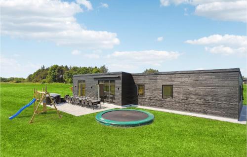 Nice Home In Grenaa With Sauna — 5-Star Luxury Hotel in Grenaa, Denmark
