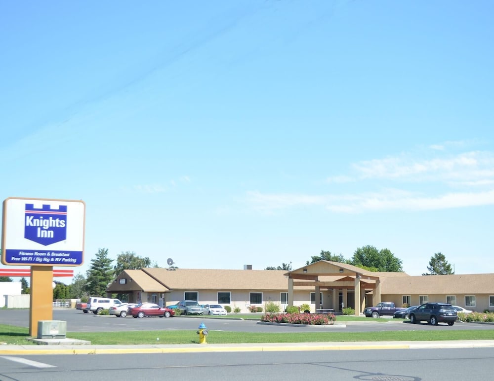 Knights Inn Quincy - photo 25
