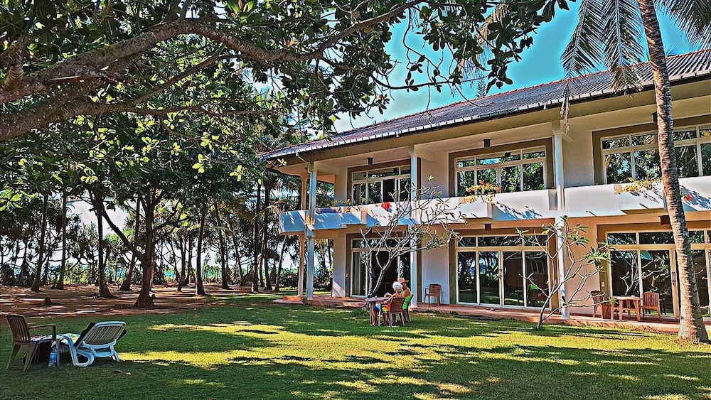 Raja Beach Hotel in Bentota, Sri Lanka