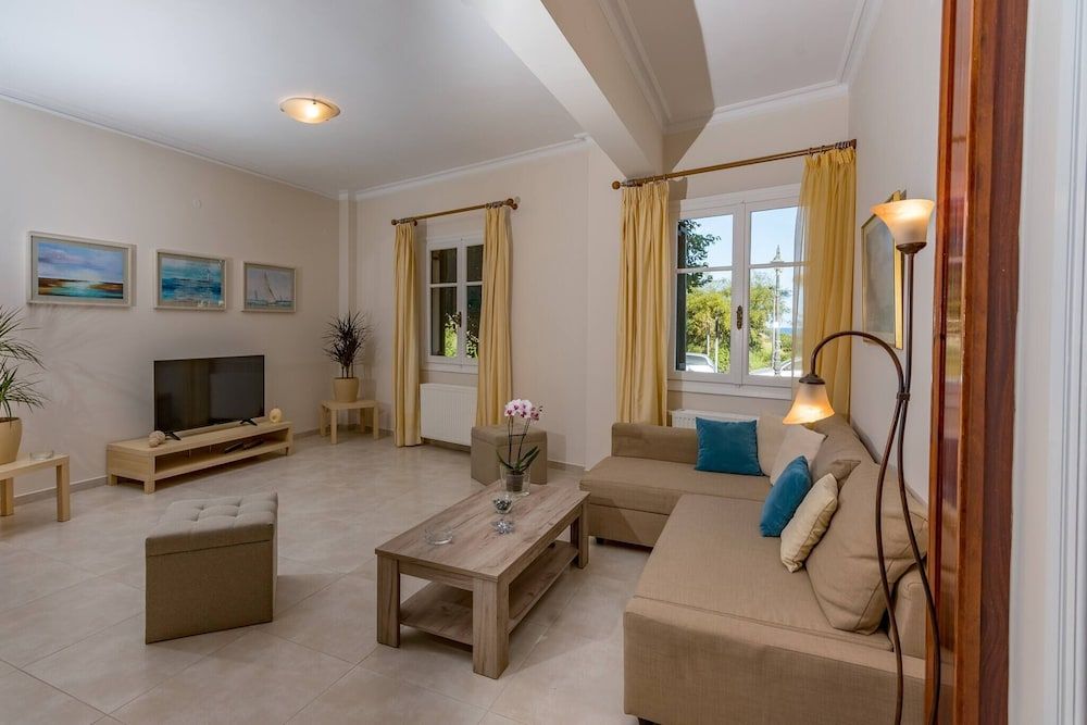 Katerina Residence Beachfront Plaz Eot — 4-Star Luxury Hotel in Zakynthos, Greece