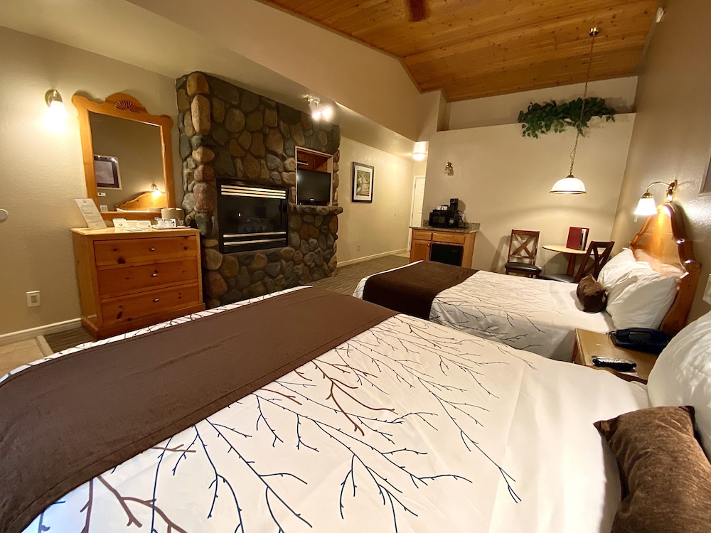 Majestic Mountain Inn - photo 16