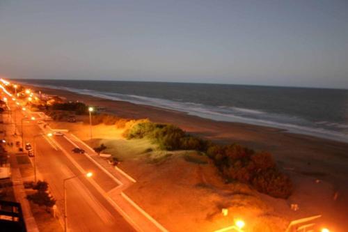 Excelente departamento vista al mar 2 cocheras — 4-Star Luxury Hotel in San Bernardo, Argentina