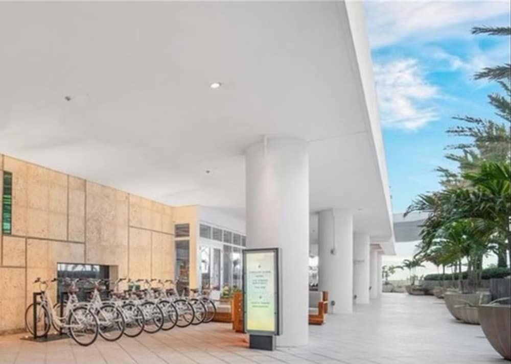 Luxury Condo Wellness Spa Resort By LMC - photo 29