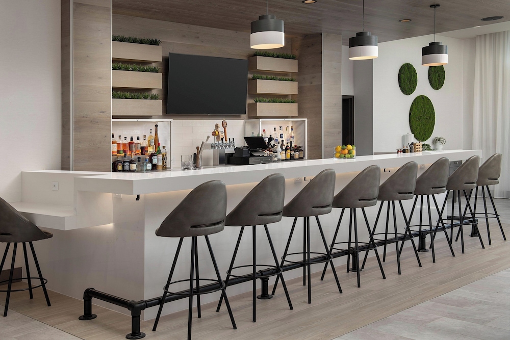 Element Seattle Sea Tac Airport - photo 3