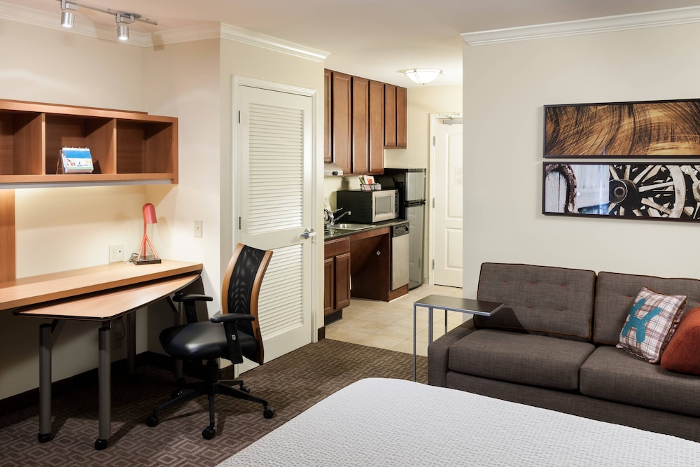 TownePlace Suites by Marriott San Antonio Airport - photo 4