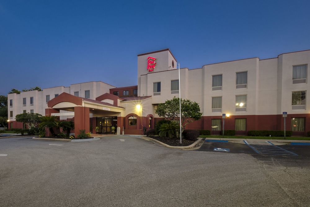 Red Roof Inn Pensacola Fairgrounds - photo 29