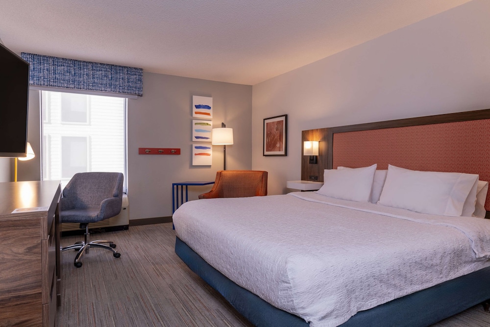Hampton Inn & Suites St. Louis Chesterfield - photo 13