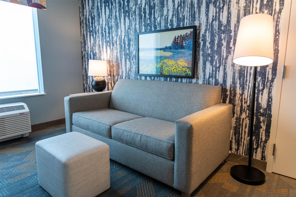 Home2 Suites by Hilton Effingham - photo 19