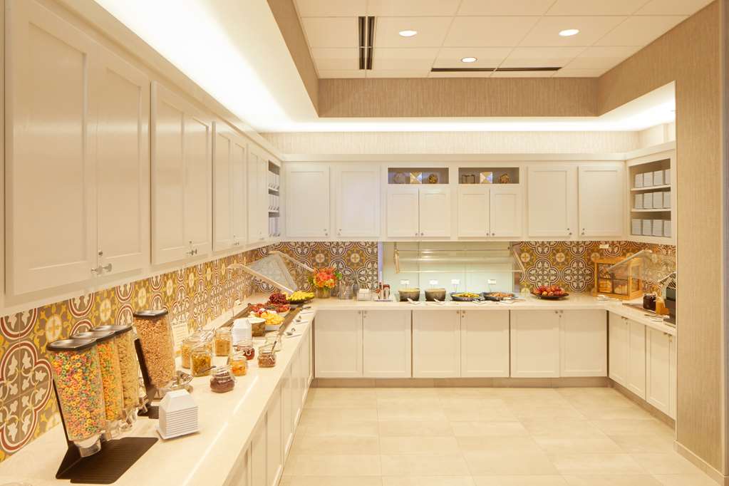 Hyatt Place Las Vegas at Silverton Village - photo 5