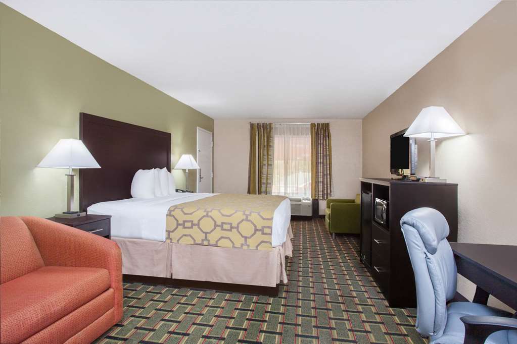 Baymont by Wyndham Lake City I 75 - photo 15