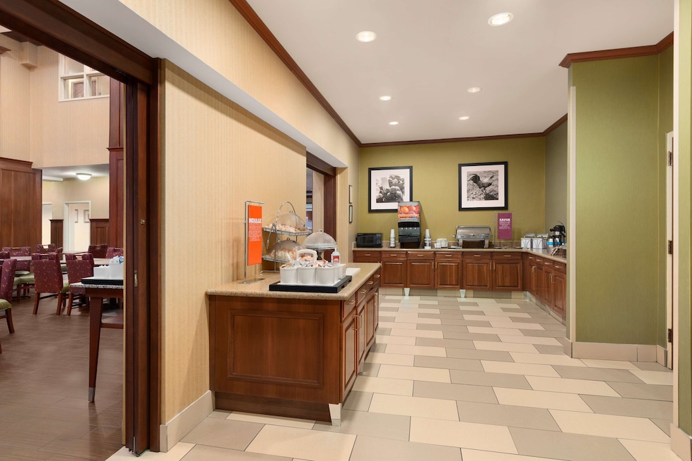 Hampton Inn & Suites Williamsburg Historic District - photo 45