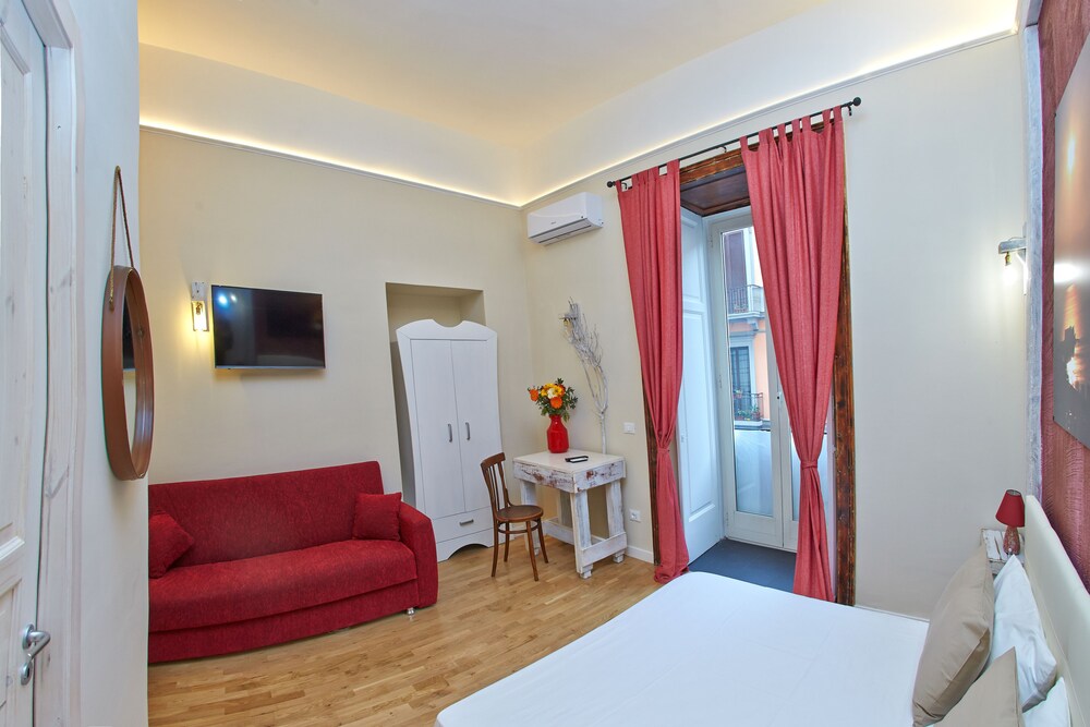 Corso 211 Beds & Suites - last minute hotel in Naples