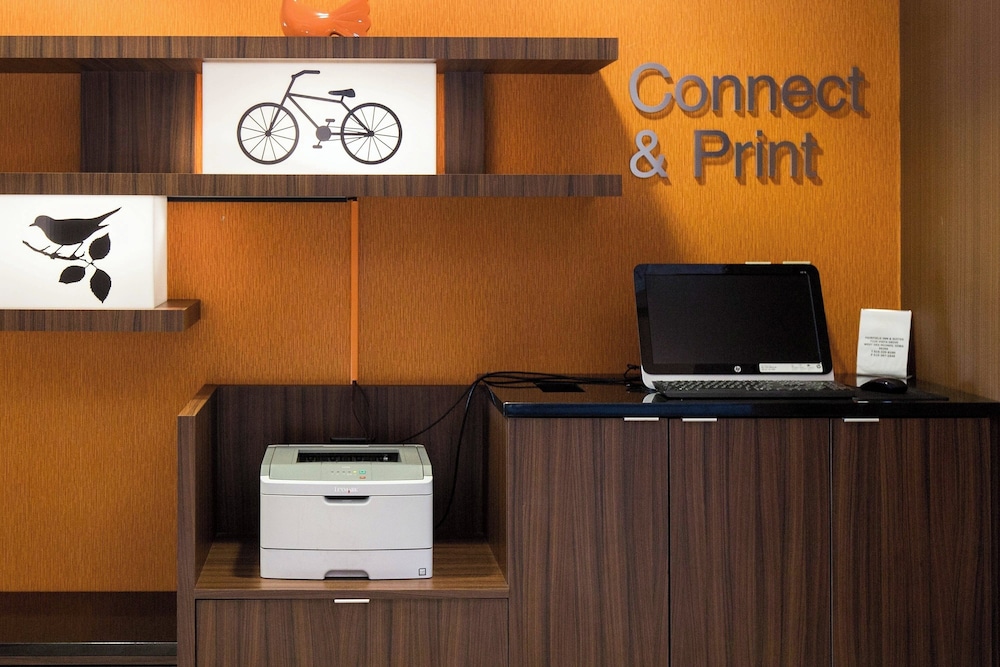 Fairfield Inn and Suites by Marriott Des Moines West - photo 35