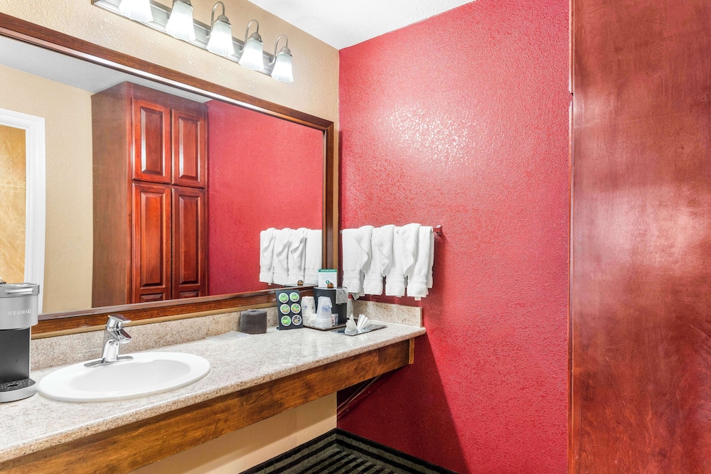 Best Western Plus Yosemite Way Station - photo 16