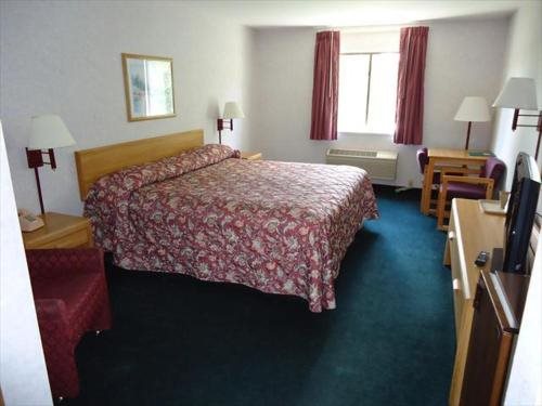 Silver Inn - carbon neutral hotel in Silverthorne