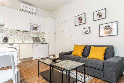 Waou Callao Es Mia Corta Duración — 4-Star Luxury Hotel in Madrid, Spain
