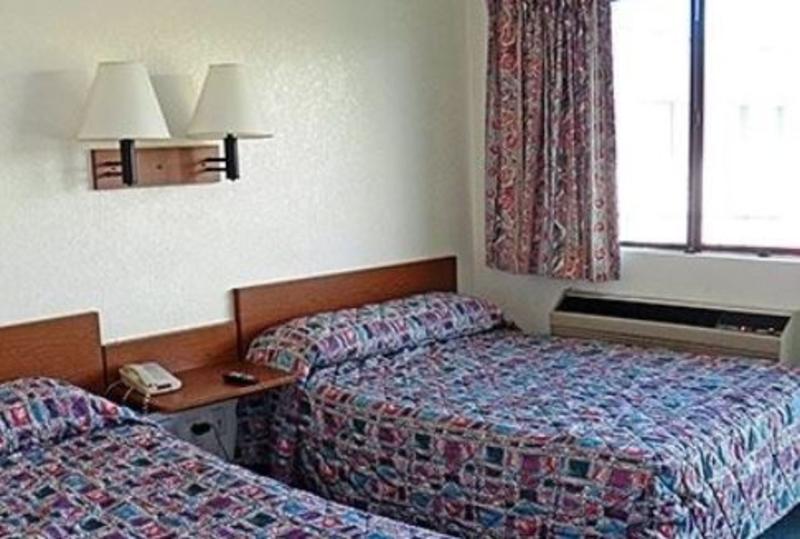 Rodeway Inn Fort Smith I 40 - photo 15