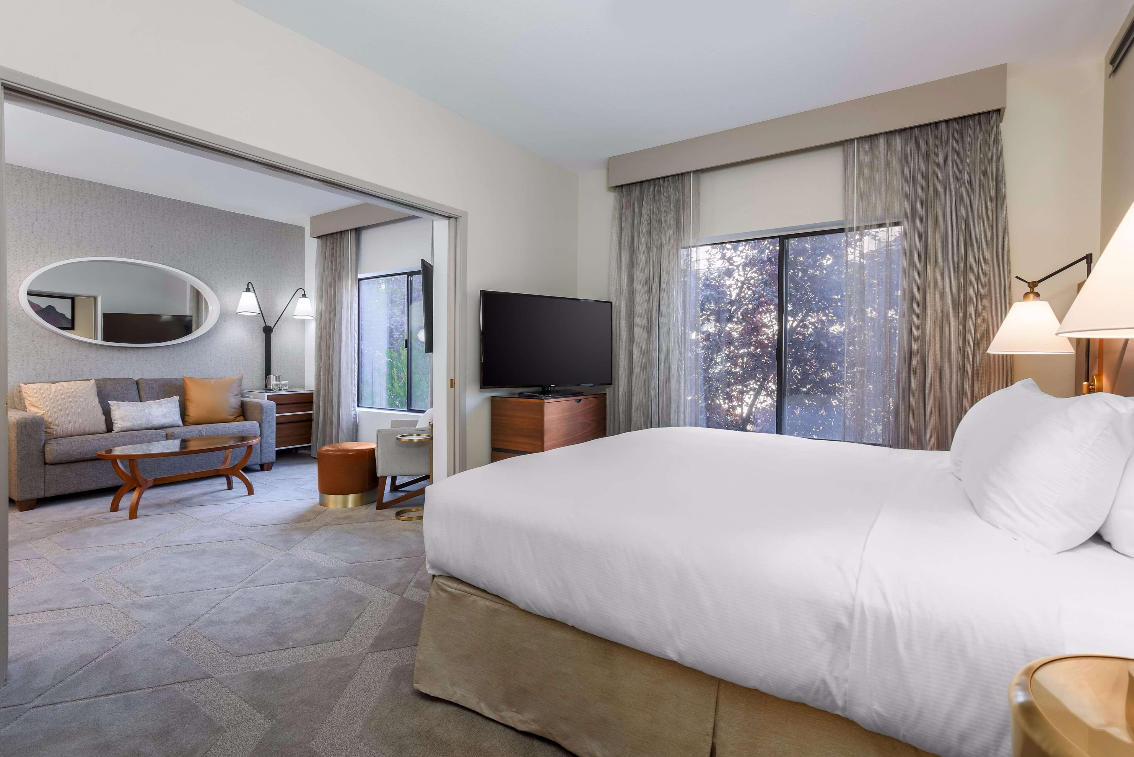 DoubleTree Suites by Hilton Sacramento Rancho Cordova - photo 7