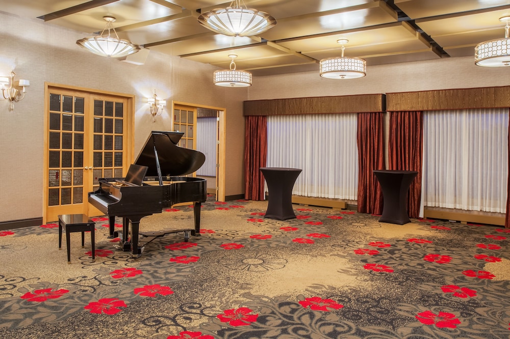 Crowne Plaza Minneapolis West by IHG - photo 72