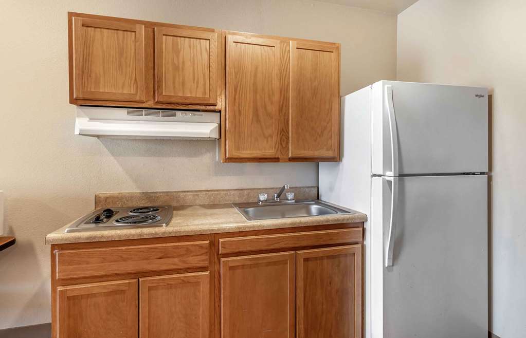Extended Stay America Select Suites Wichita North - photo 26