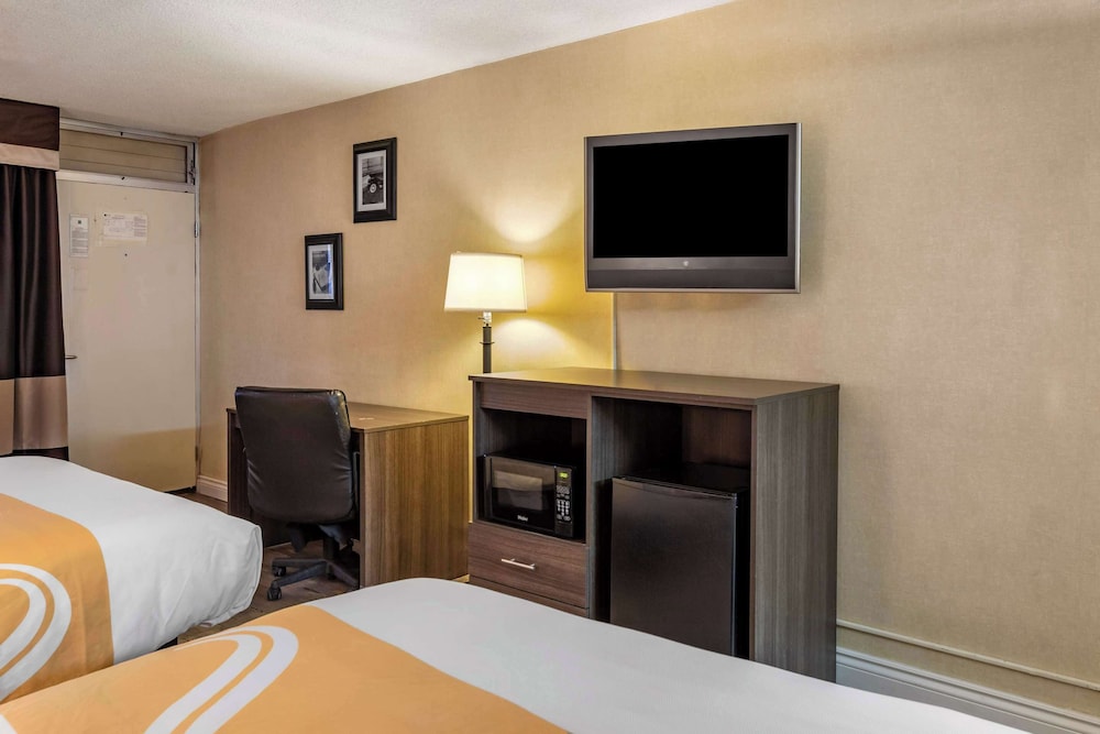 Quality Inn Barstow Route 66 - photo 19