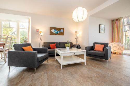 Rosenberg 24 Haus Deichrose — 4-Star Luxury Hotel in Zingst, Germany