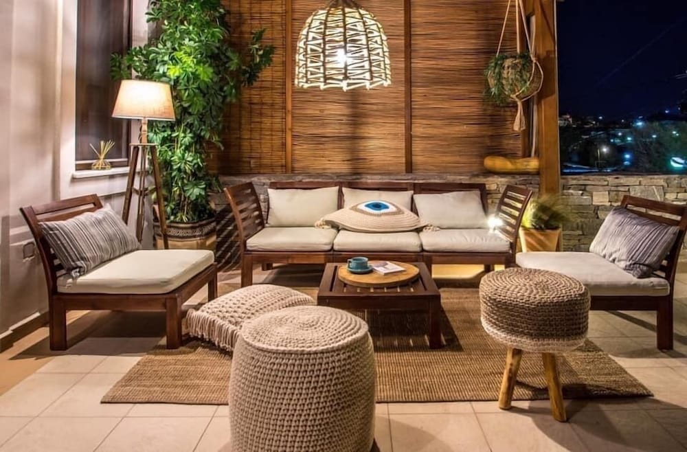 Syros Wellness Luxury Suites — Ano Syros