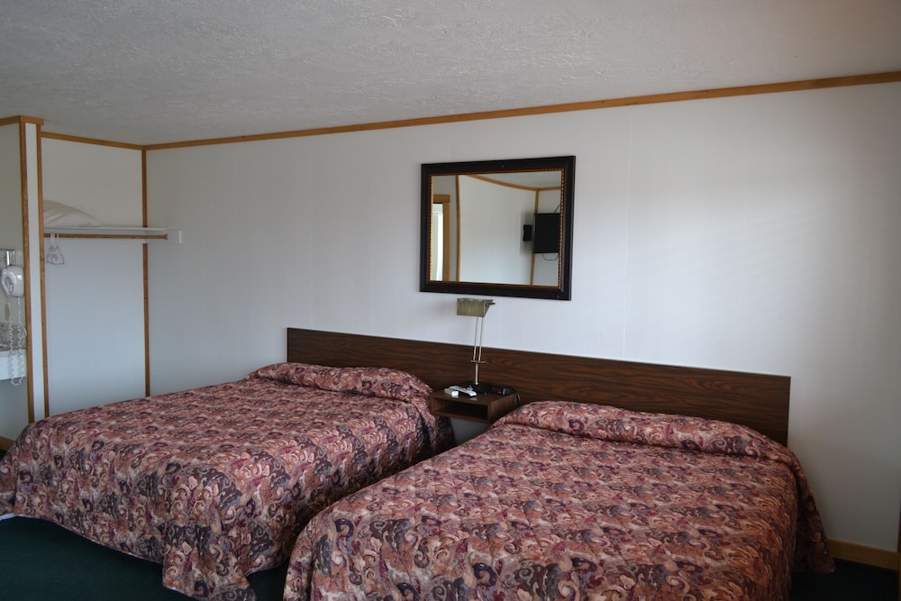 The Village Inn Motel and Restaurant - photo 5