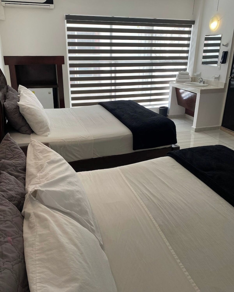 Hotel Rincón Real Suites