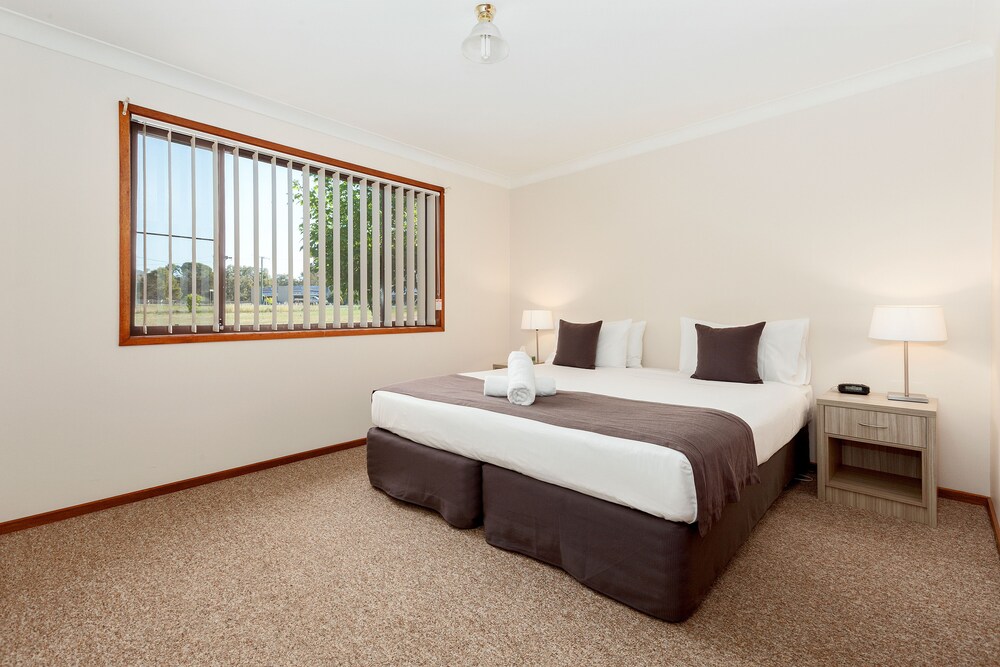 Aden Mudgee Apartments — 4-Star Luxury Hotel in Mudgee, Australia
