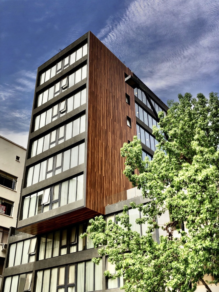 RQ Santa Magdalena in Santiago, Chile