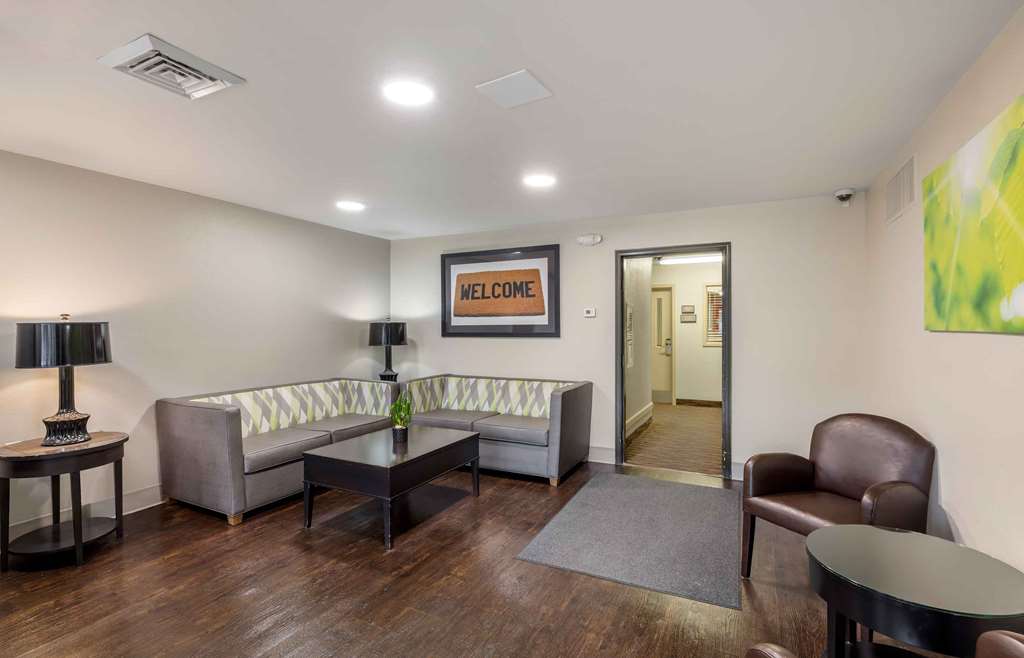 Extended Stay America Suites Omaha West - photo 4