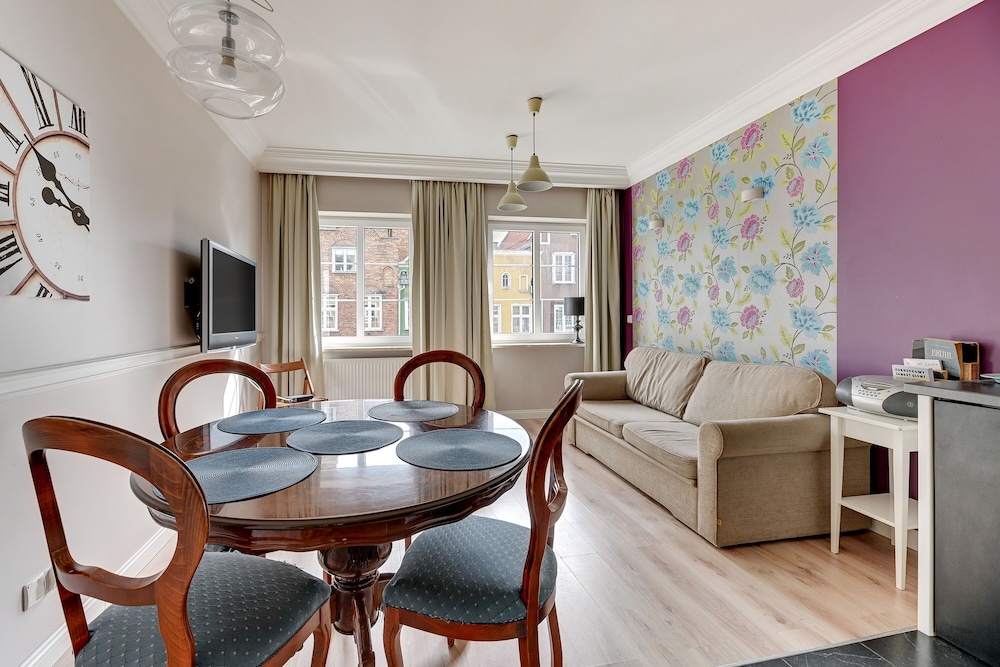 Dom & House Old Town Swietego Ducha Economy — 4-Star Luxury Hotel in Gdansk, Poland
