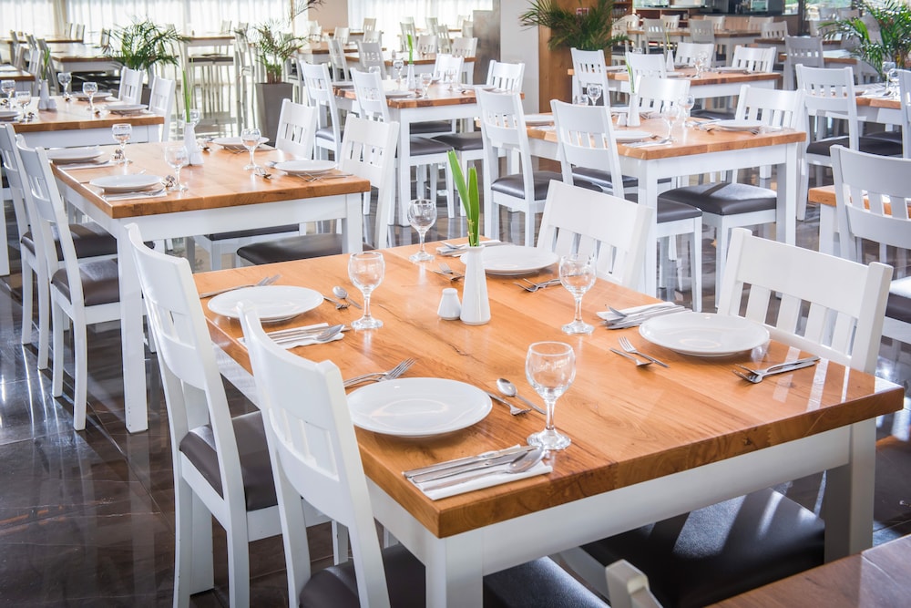 מזון ומשקאות