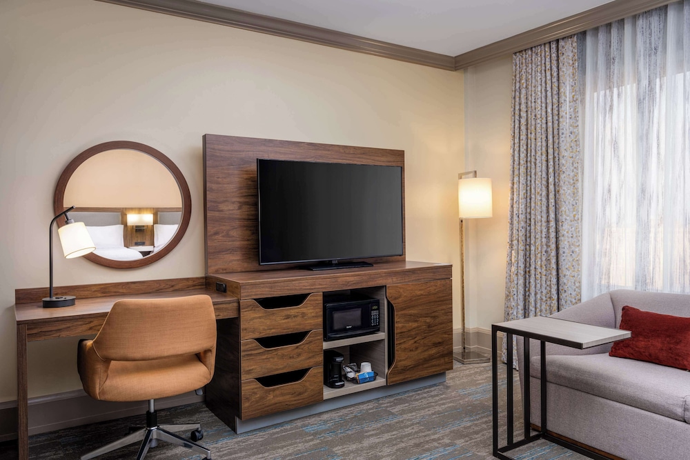 Hampton Inn & Suites by Hilton New Orleans Canal St. French Quarter - photo 34