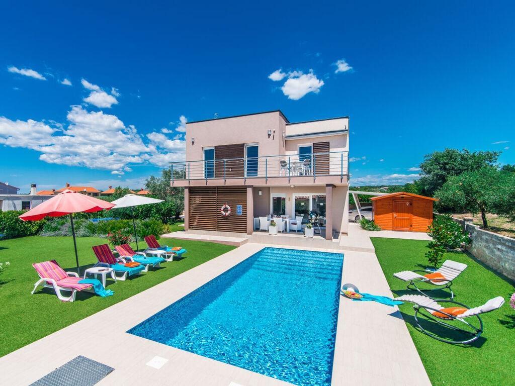 Stefanja Modern retreat - last minute hotel in Galizana