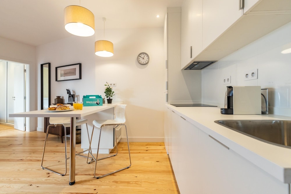 Belem Design 07 by Homing