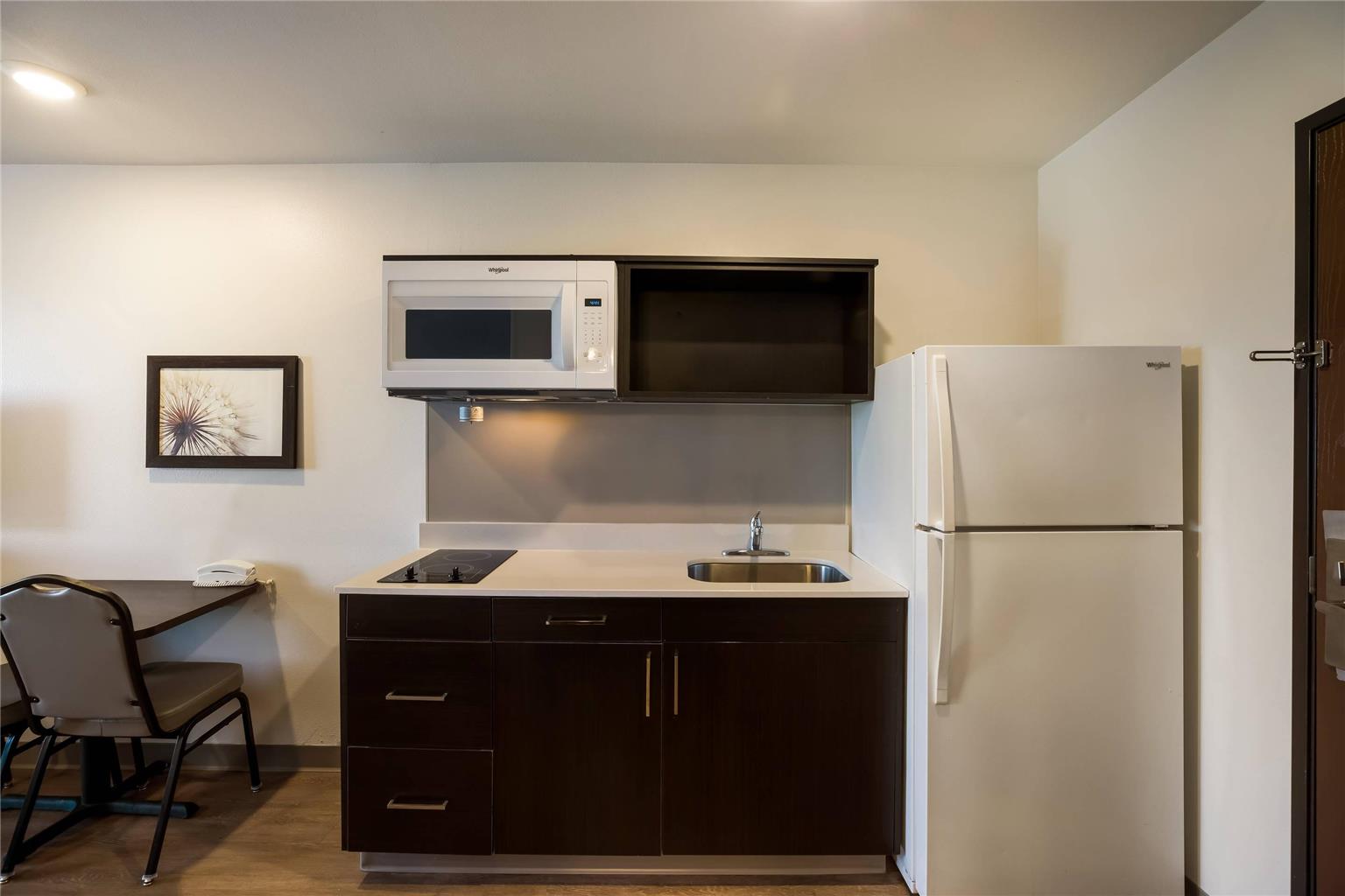 WoodSpring Suites Orlando West Clermont - photo 23