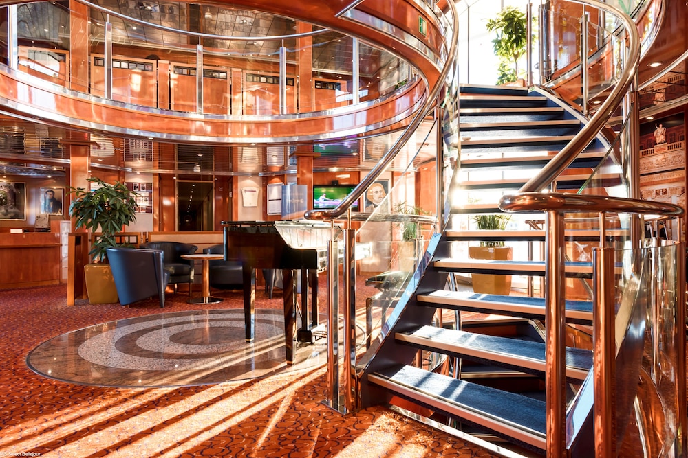 MS Select Bellejour Frankfurt in Frankfurt Am Main, Germany