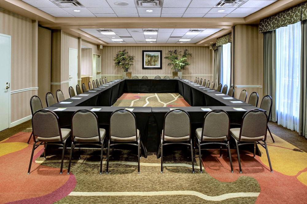 Hilton Garden Inn Atlanta North Alpharetta - photo 43