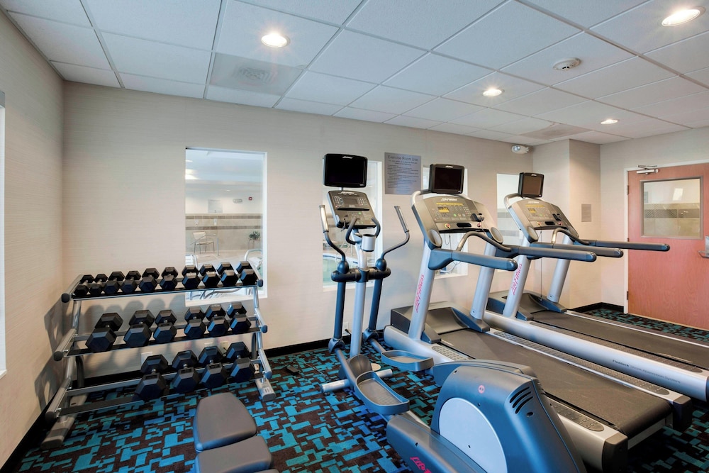Fairfield Inn & Suites by Marriott South Hill - photo 21