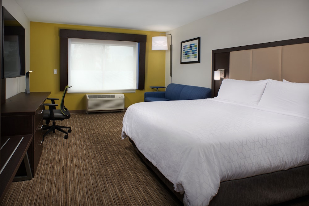 Holiday Inn Express Amherst Lockport by IHG - photo 10
