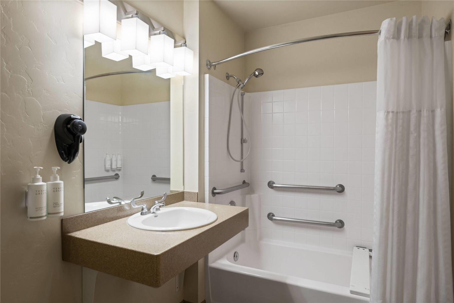 Days Inn by Wyndham Chino Valley - photo 20