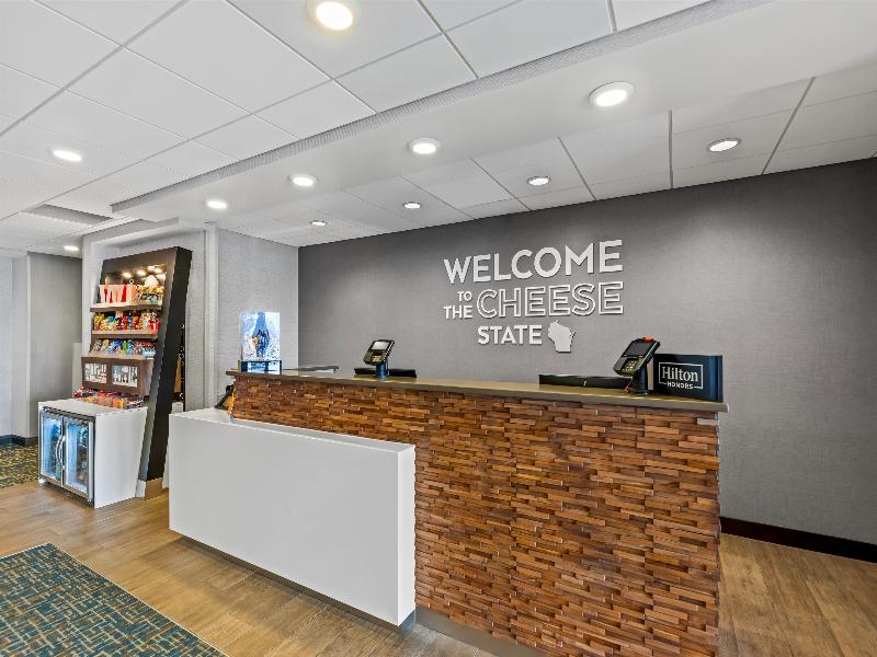 Hampton Inn Fond du Lac - photo 16