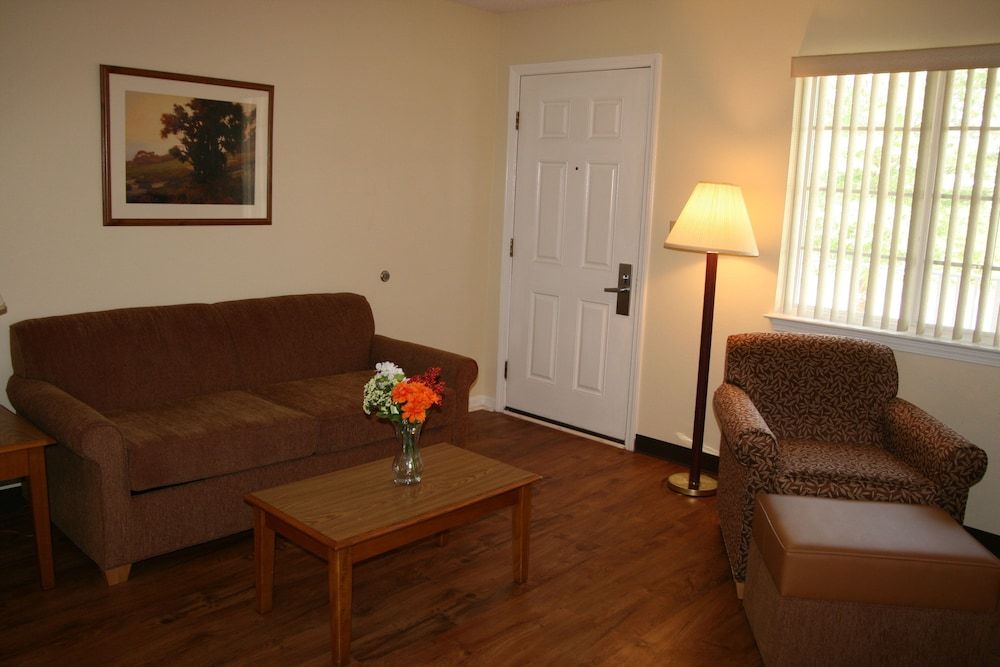 Affordable Suites Wilson - photo 10