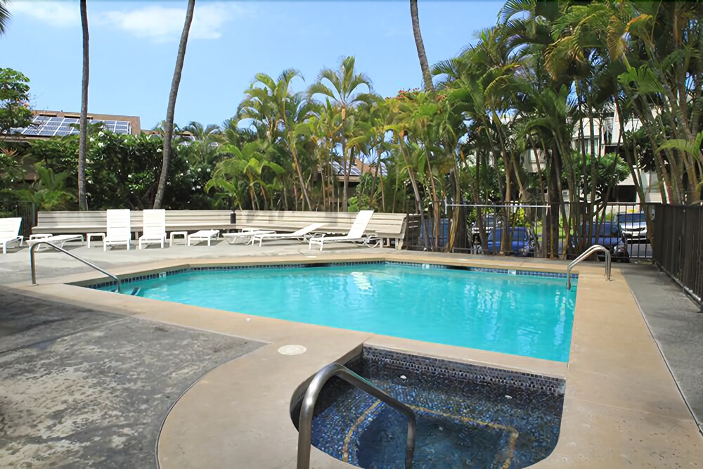 Kailua Bay Resort 3301 Two Bedroom Condo - photo 28