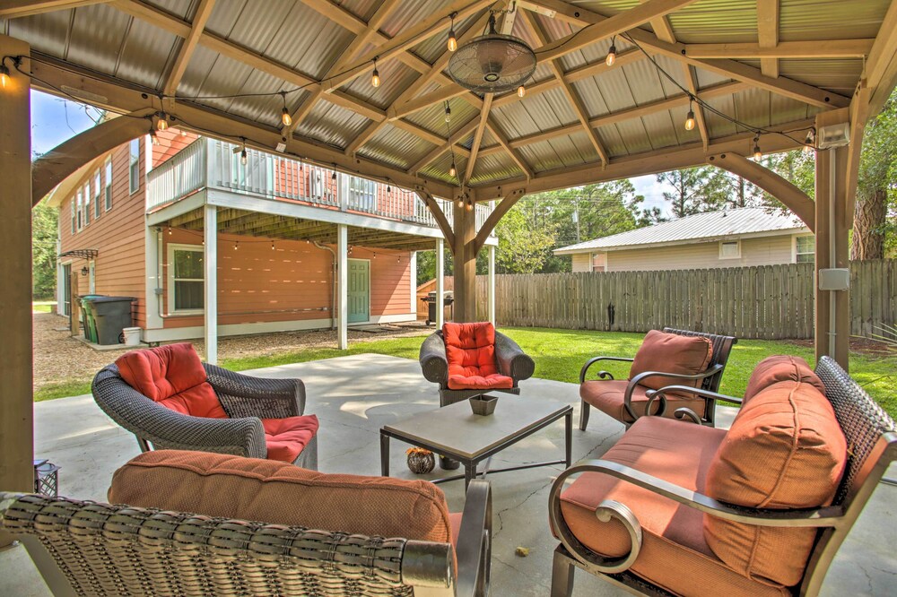 Waveland Family House 4 Minute Drive to the Beach — 4-Star Luxury Hotel in Waveland, United States
