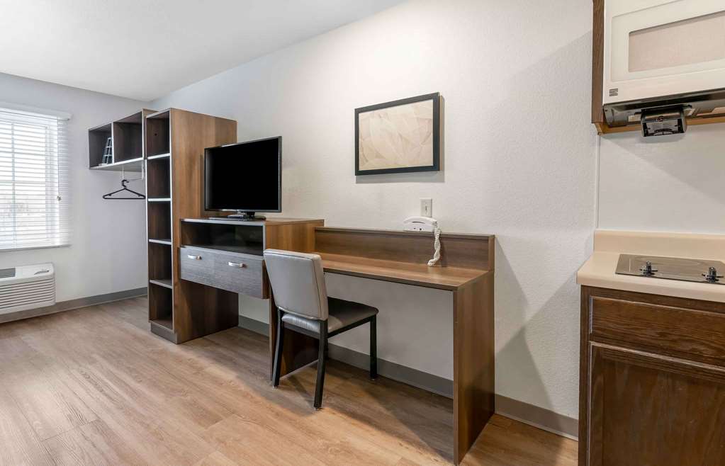 Extended Stay America Select Suites Charlotte Northlake - photo 30